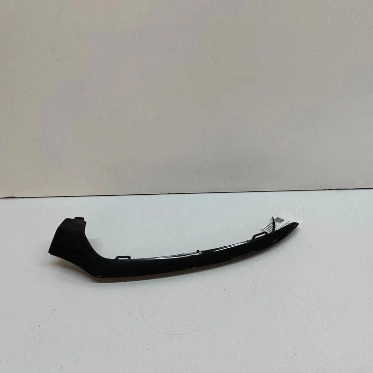 Front bumper splitter molding – Mercedes-Benz C-Class W205 (2014-2021)