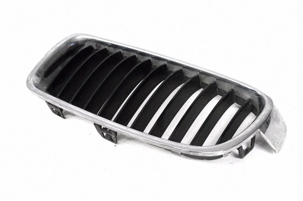 Front bumper upper radiator grill – BMW 3 Series F30 F35 F31 (2012-2018)