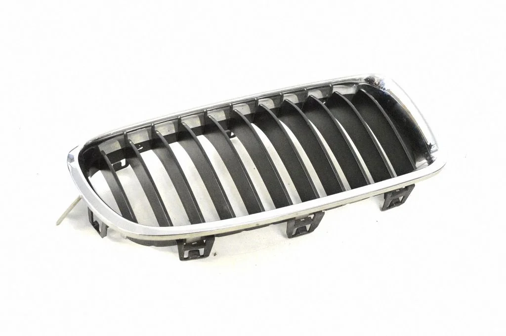 Front bumper upper radiator grill – BMW 3 Series F30 F35 F31 (2012-2018)