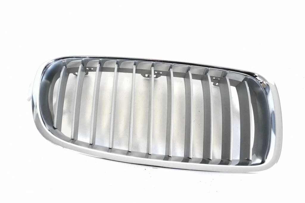 Augšējās restes – BMW 3. sērija F30 F35 F31 (2012-2018)