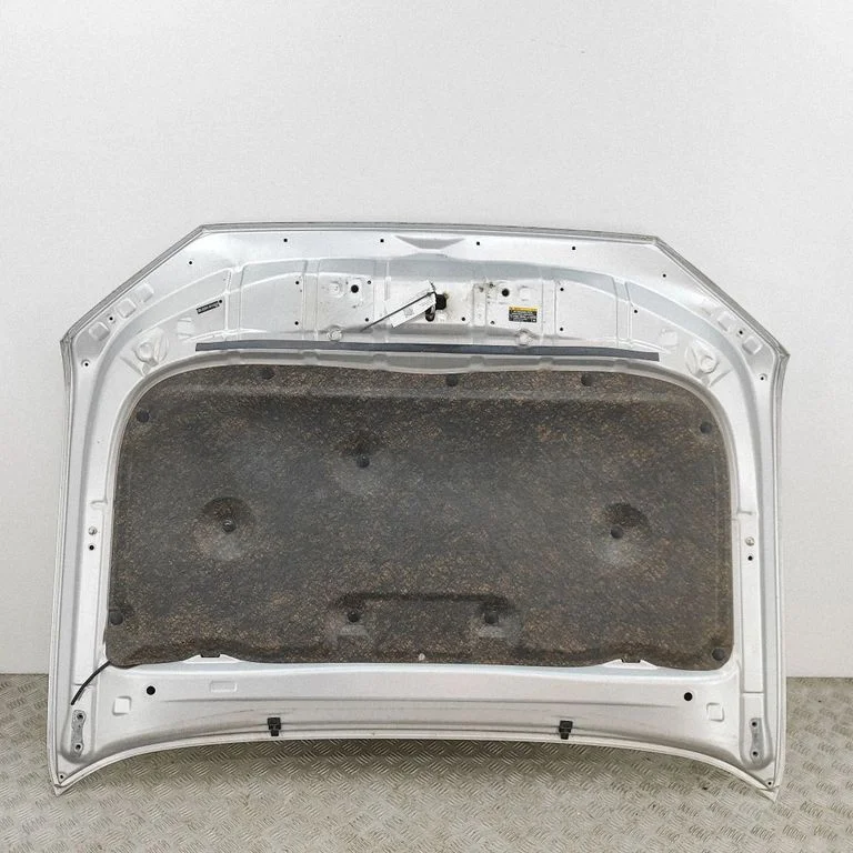 Maska – Toyota Land Cruiser (J200) (2008-)