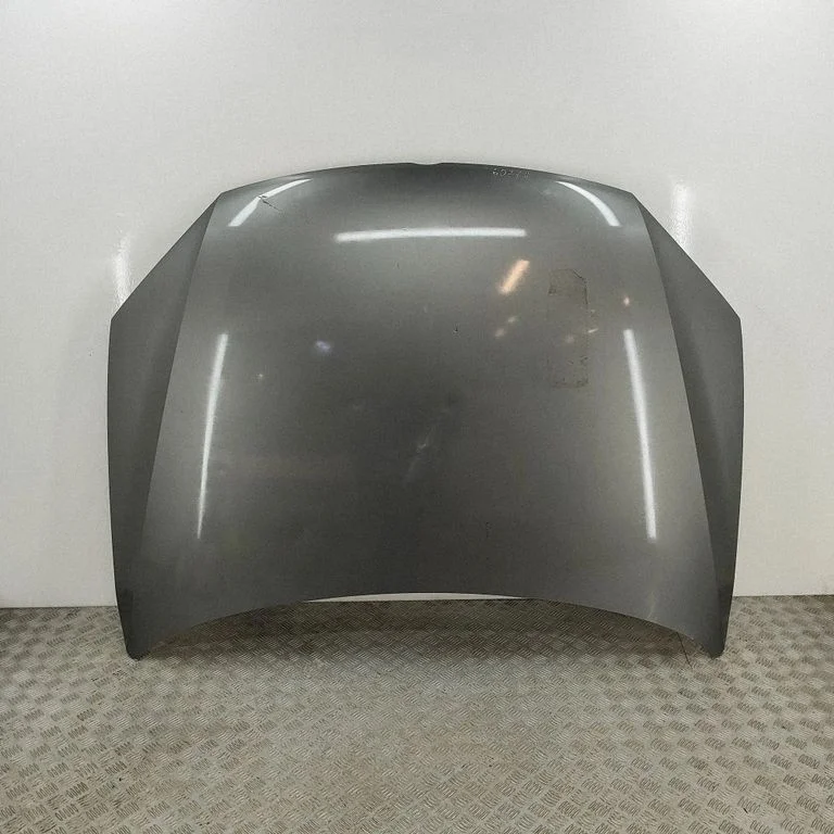 Motora pārsegs 7P6823031