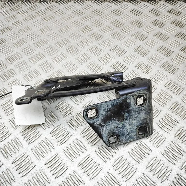 Engine bonnet/hood hinges 6W8316801AF