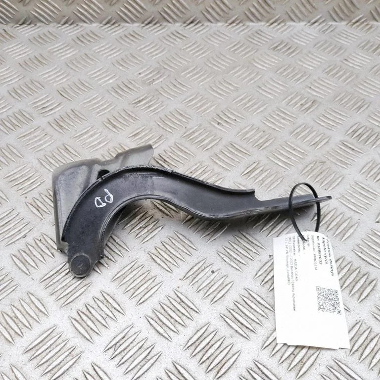 Motora pārsega eņģe (-es) KBB352410