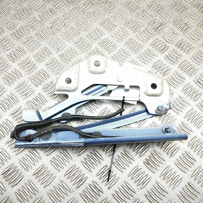 Mootorikapoti hinged EKEA8402619A
