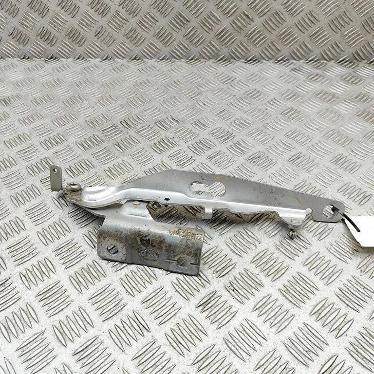 Engine bonnet/hood hinges 31385812