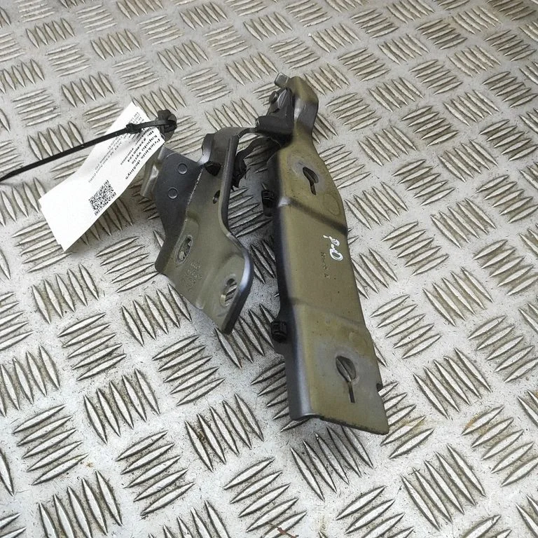 Mootorikapoti hinged 85E823302 – Audi A6 C7 (2011-)