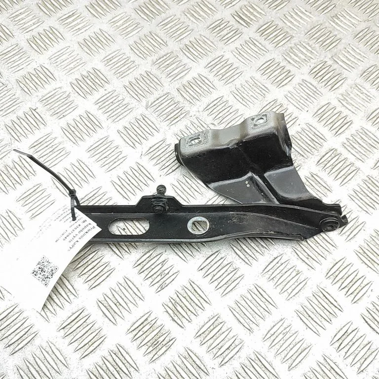 Mootorikapoti hinged 8R0823301A