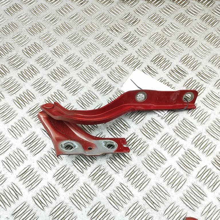 Motora pārsega eņģe (-es) 10961112