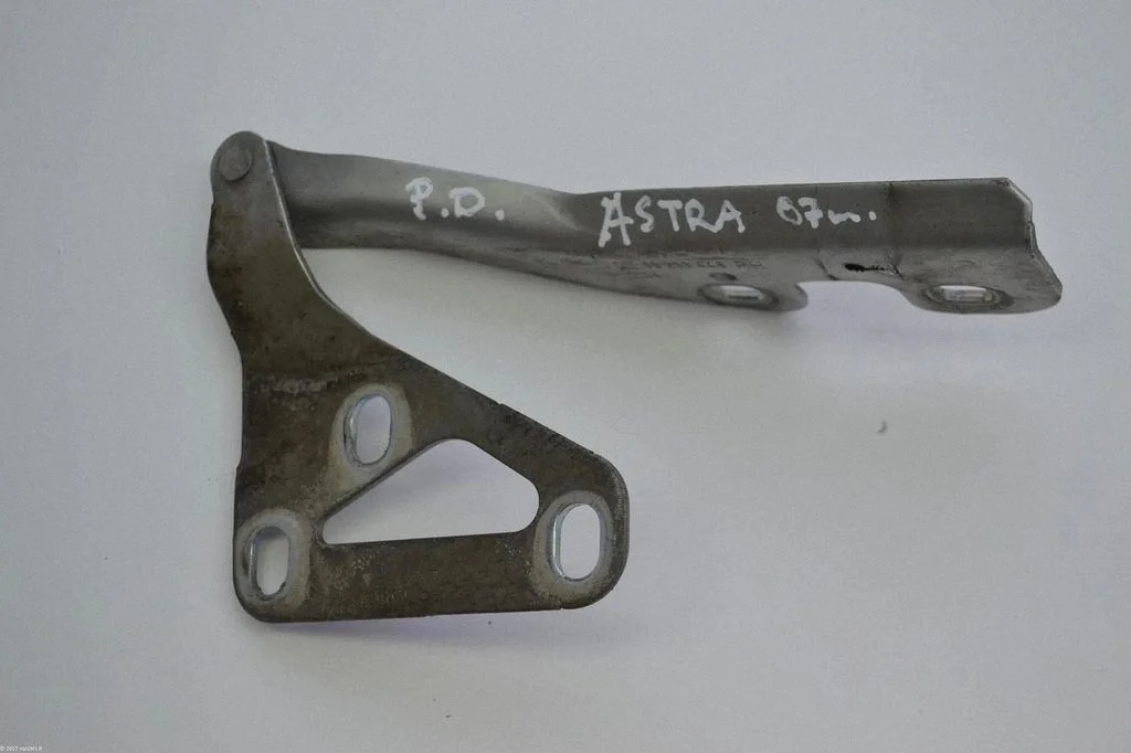 Engine bonnet/hood hinges – Opel Astra H (2004-2012)