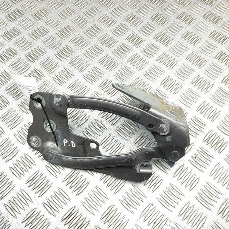 Engine bonnet/hood hinges 6W8316800AF