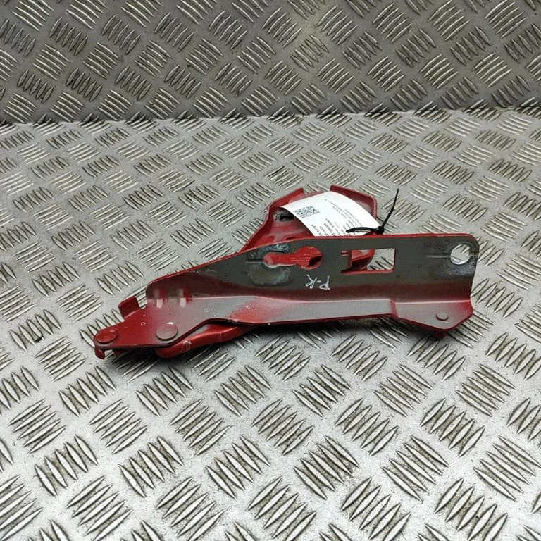 Motora pārsega eņģe (-es) 32297489