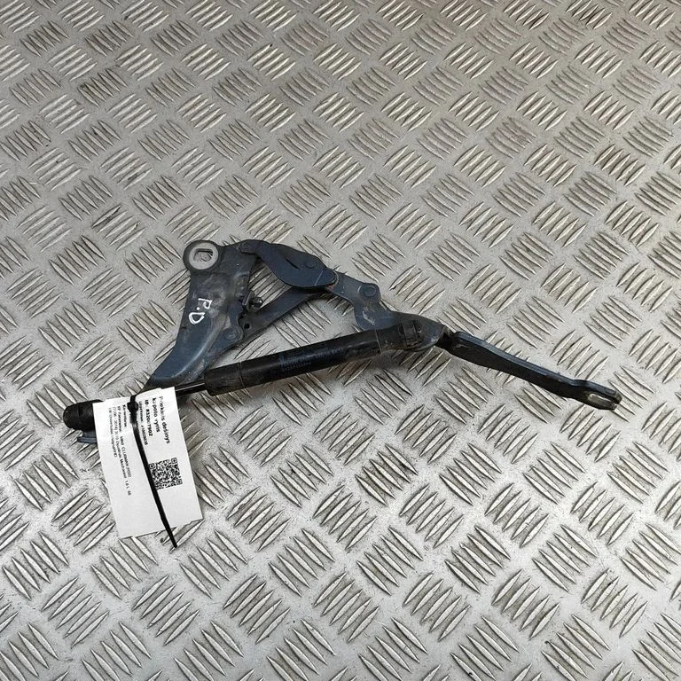 Motora pārsega eņģe (-es) 7211640