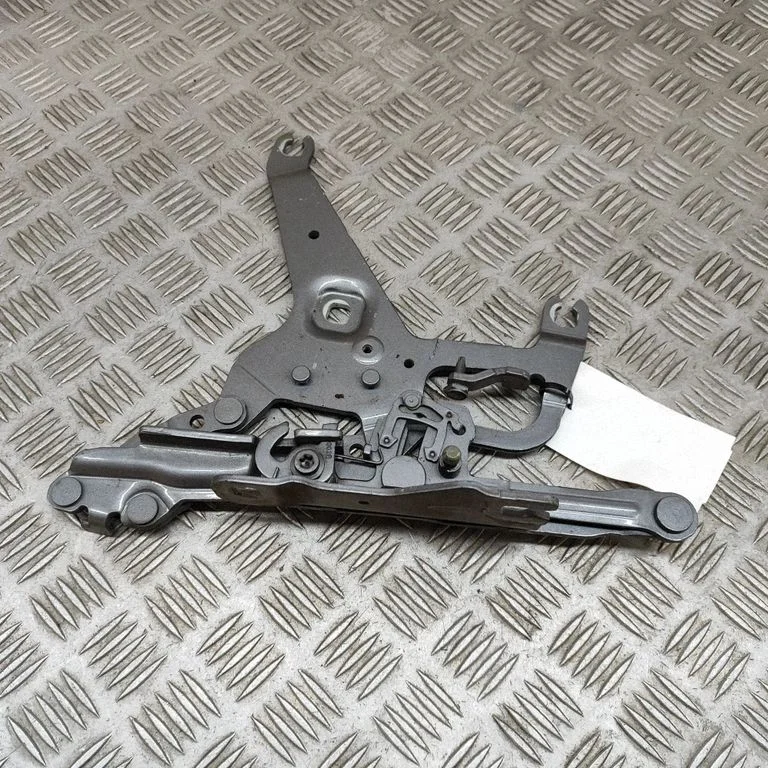 Engine bonnet/hood hinges – BMW X5 F15 (2013-2017)