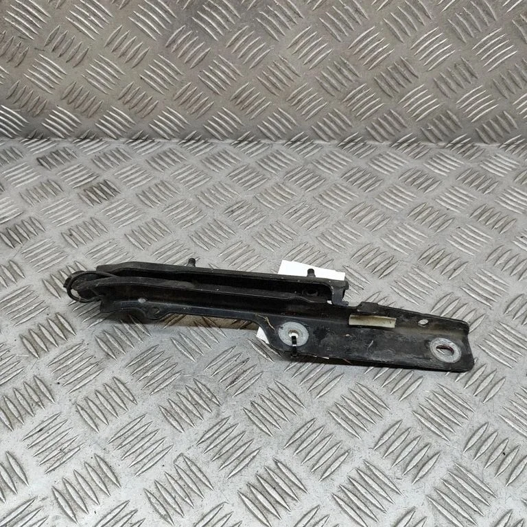 Motora pārsega eņģe (-es) K55360896AB