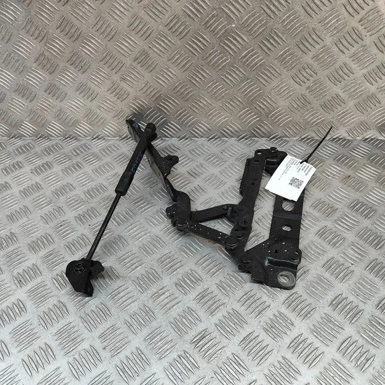 Mootorikapoti hinged 7185032