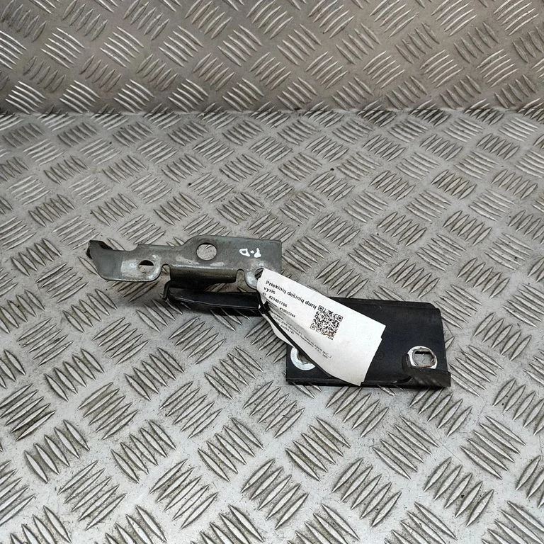 Motora pārsega eņģe (-es) 15160703