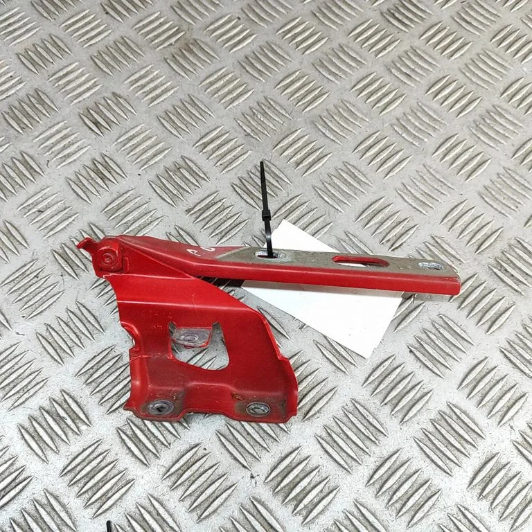 Mootorikapoti hinged 8T0823302E