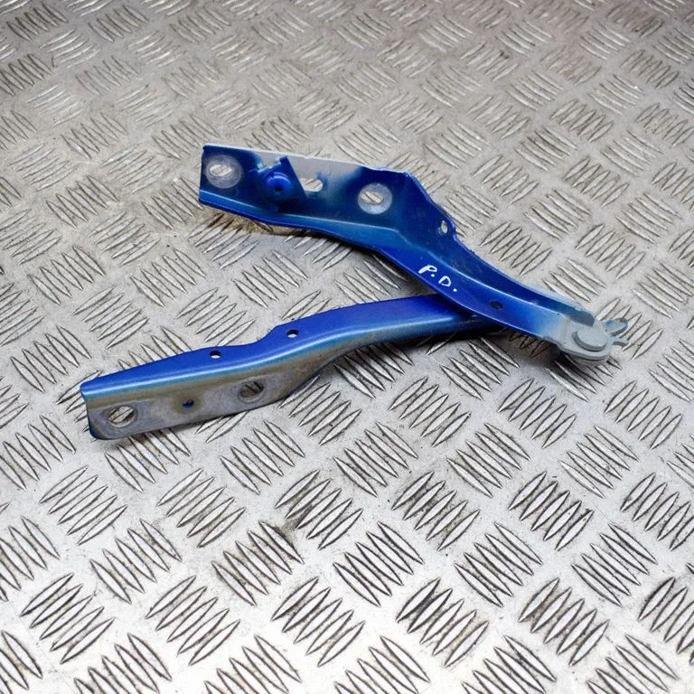 Engine bonnet/hood hinges – Peugeot 307 (2001-2005)