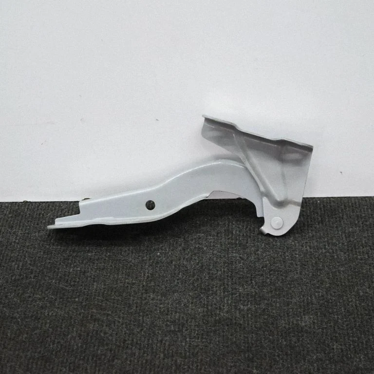 Motora pārsega eņģe (-es) 1QC1