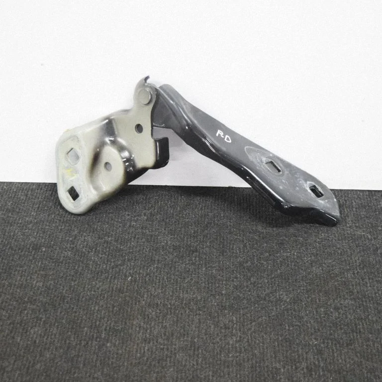 Engine bonnet/hood hinges 109879300C