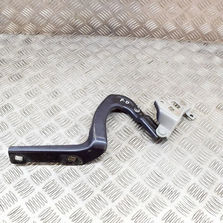 Engine bonnet/hood hinges 149626800C
