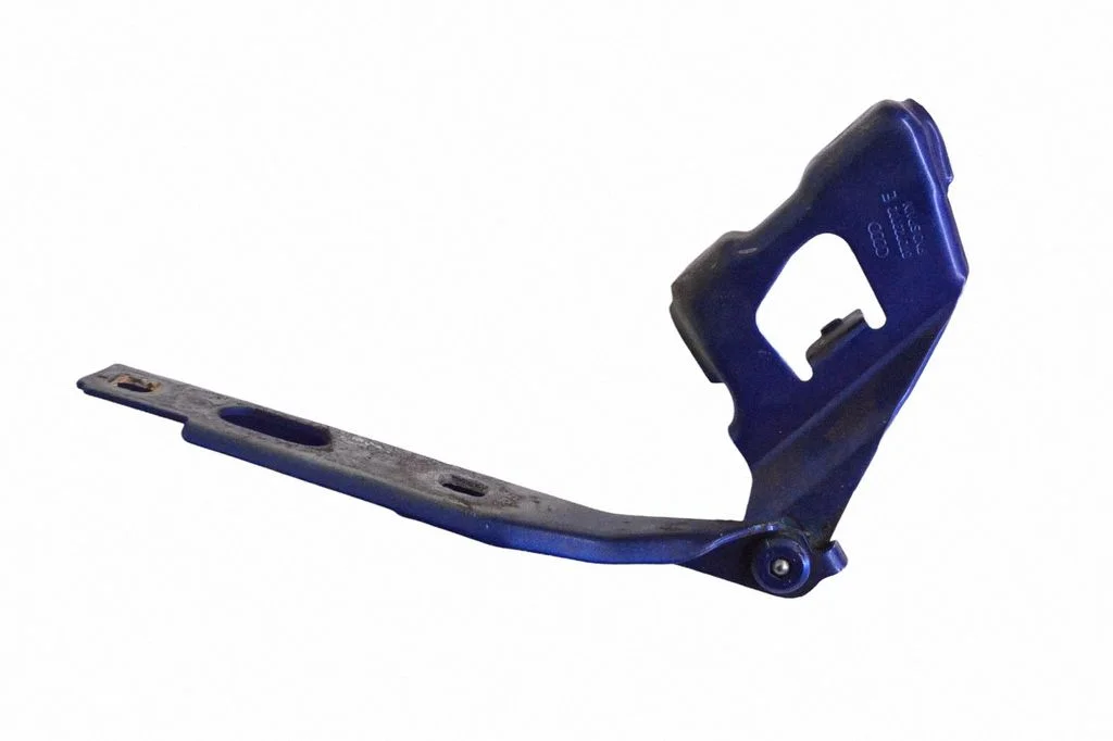 Engine bonnet/hood hinges – Audi RS5 (2010-2015)