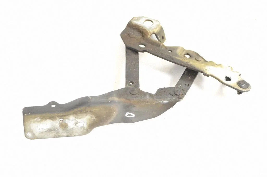 Engine bonnet/hood hinges 320ACA