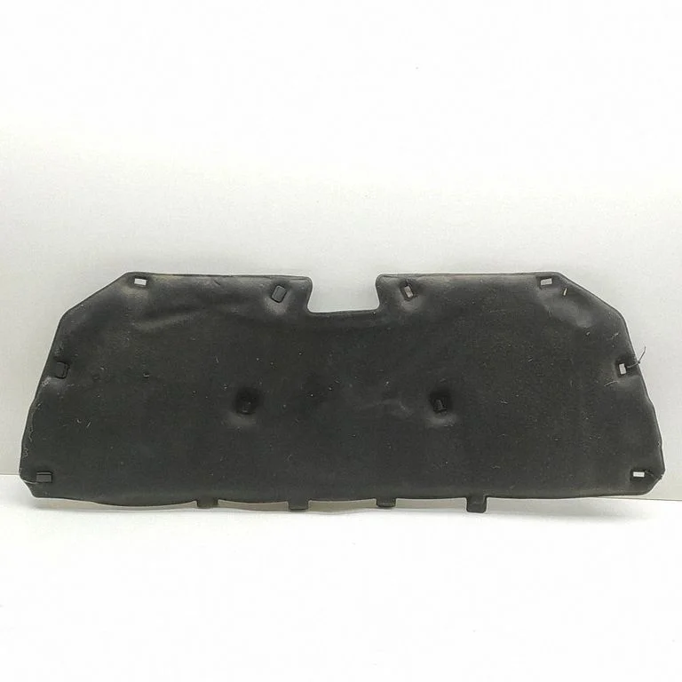 Mootorikapoti heli-/soojusisolatsioon – Ford Focus (2010-2017)