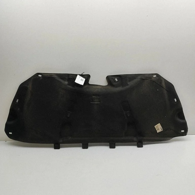 Mootorikapoti heli-/soojusisolatsioon – Ford Focus (2010-2017)