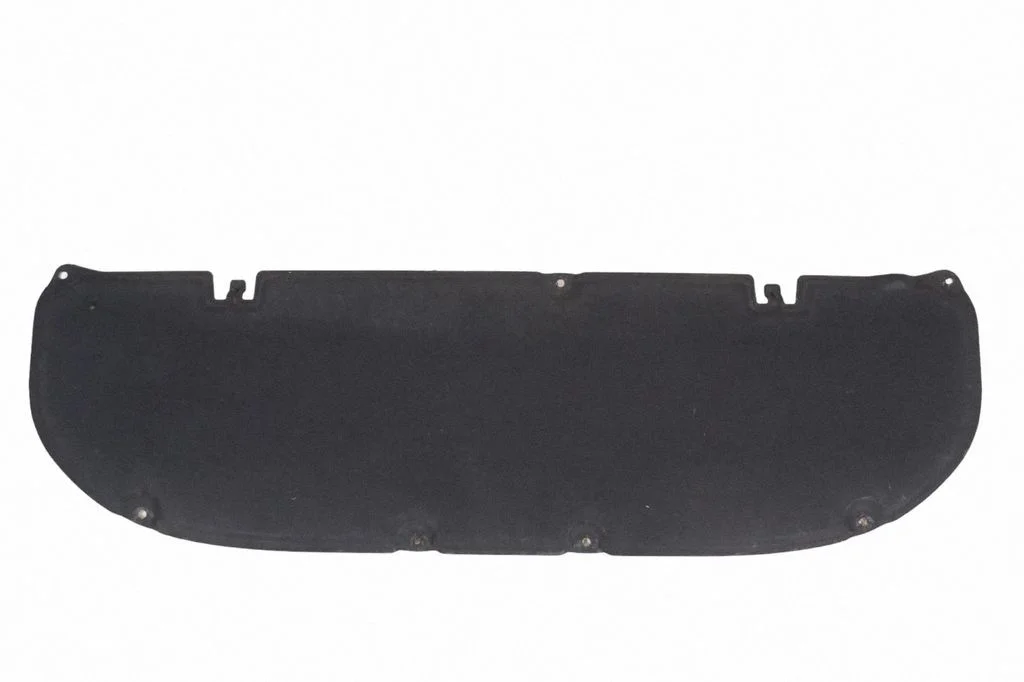 Engine bonnet/hood sound/heat insulation