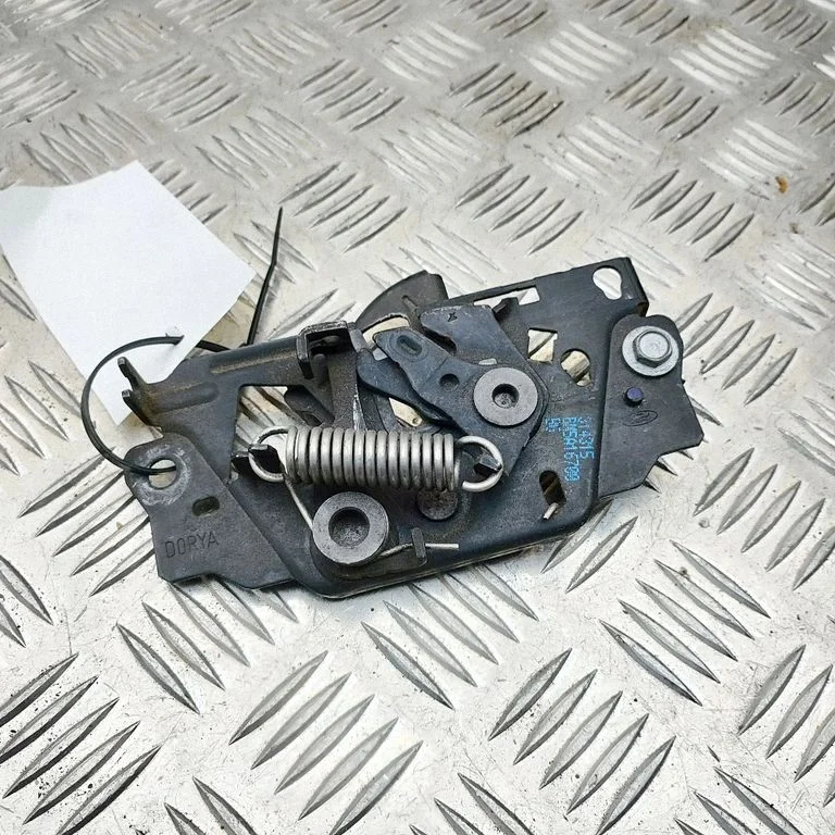 Motora pārsega slēdzene BM5A16700BG