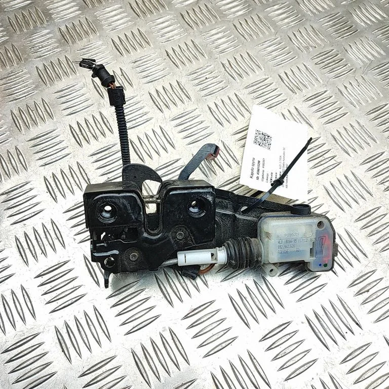 Motora pārsega slēdzene 992962626