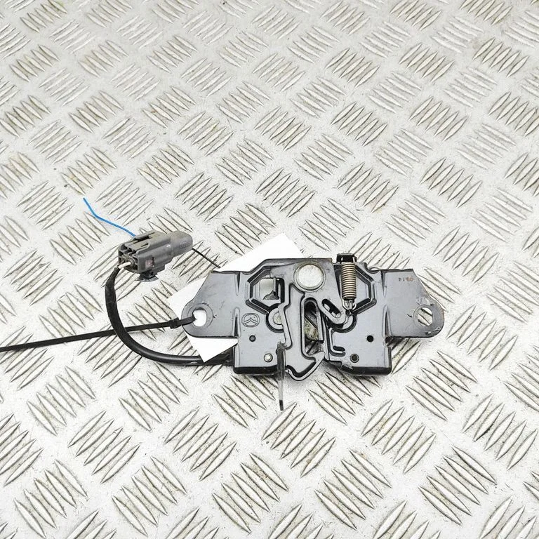 Engine bonnet/hood lock/catch N24756620A