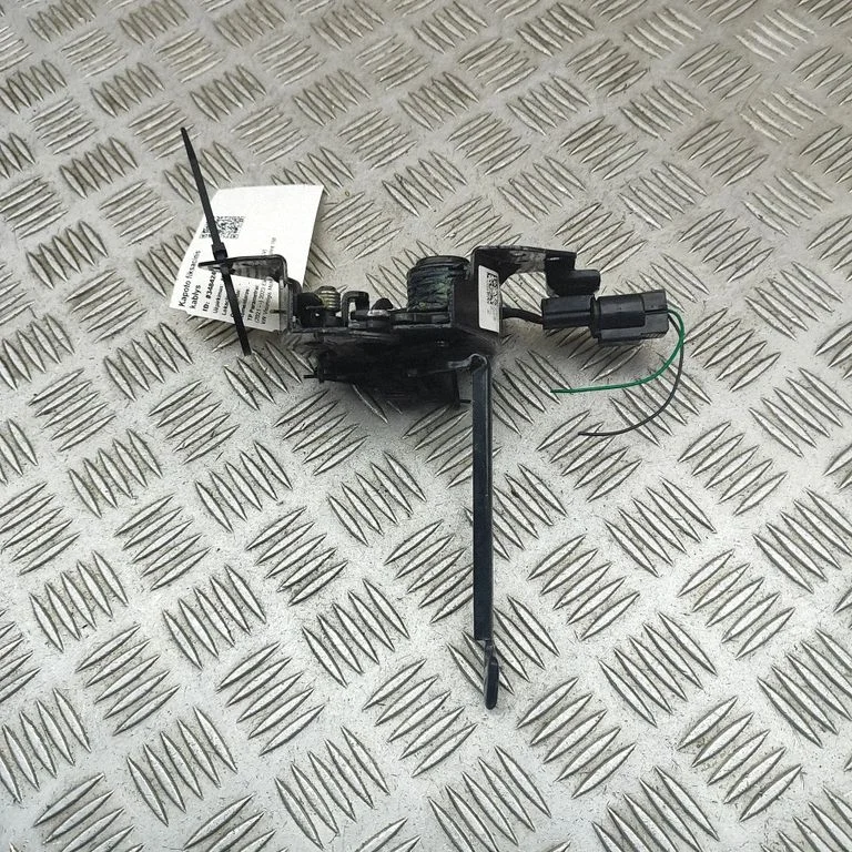 Mootorikapoti lukk 81130CV900