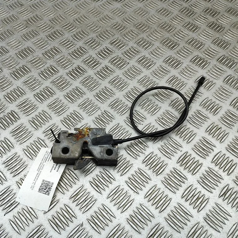 Mootorikapoti lukk 5E0823509B
