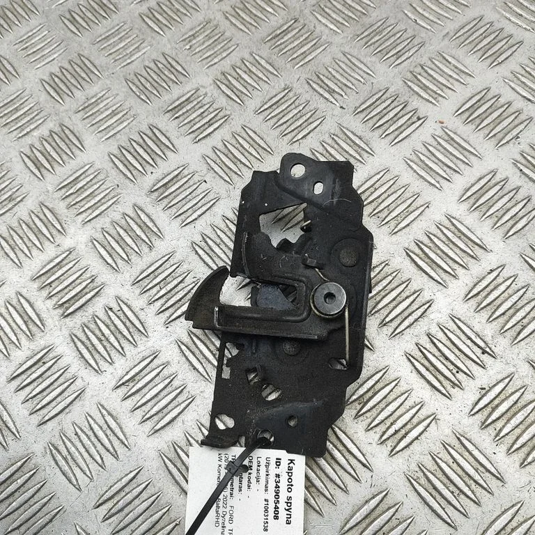 Motora pārsega slēdzene KK3116A944