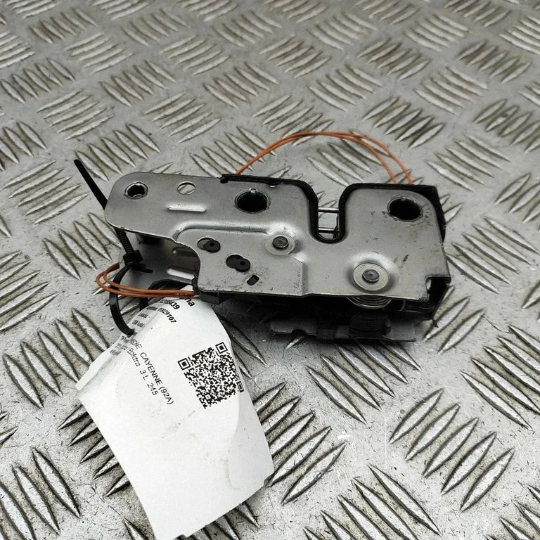 Mootorikapoti lukk – Porsche Cayenne (92A) (2010-2017)