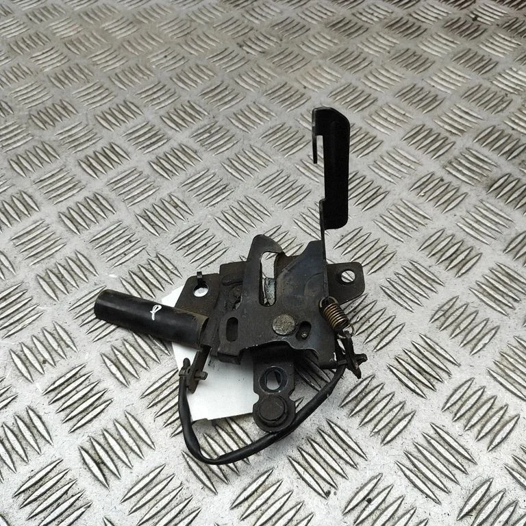 Motora pārsega slēdzene 57310SJ022