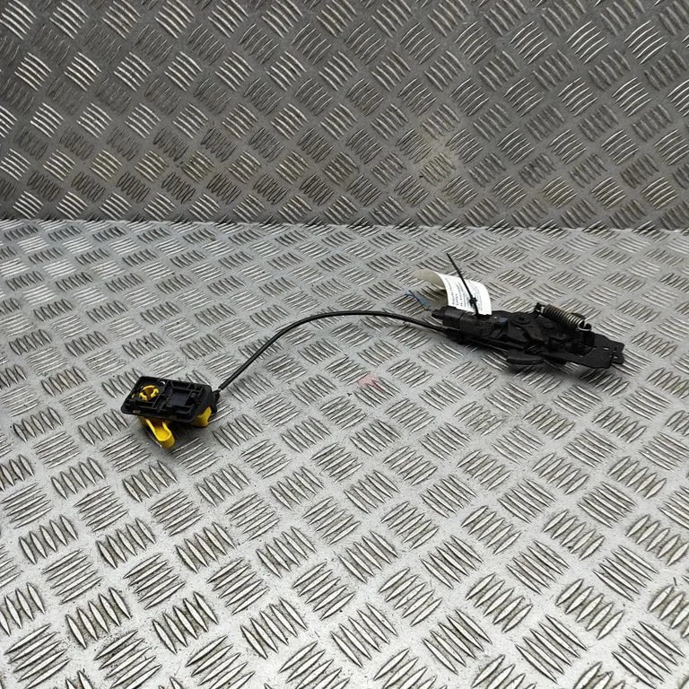 Mootorikapoti lukk BM5116A770AC