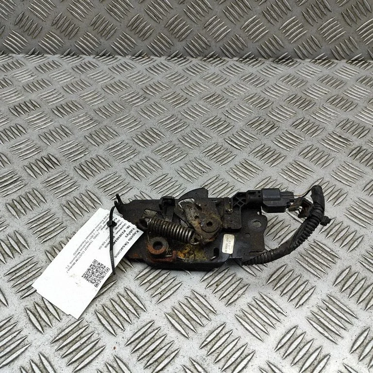 Engine bonnet/hood lock/catch BK2116E624BE