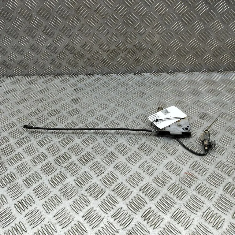 Engine bonnet/hood lock/catch 8S0823509C