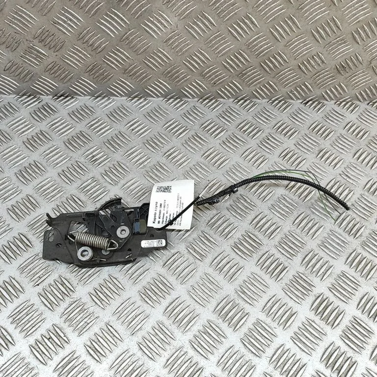 Engine bonnet/hood lock/catch 103301100C