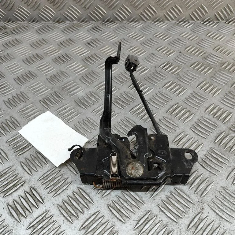 Motora pārsega slēdzene K12356620A