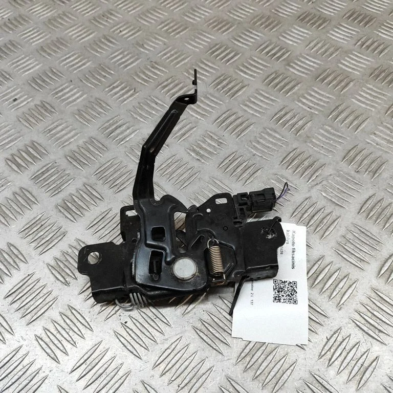 Mootorikapoti lukk D41S56620B