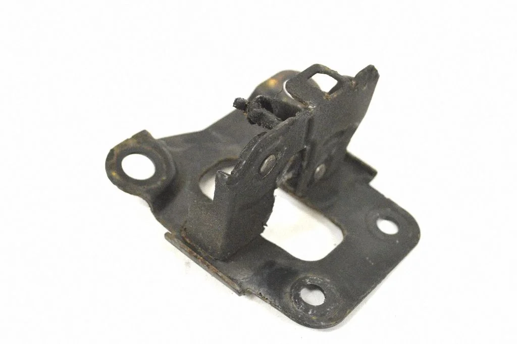 Motora pārsega slēdzene 9312764