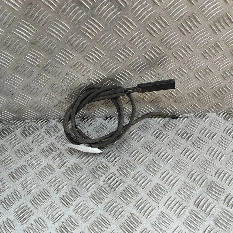 Motora pārsega slēdzenes atvēršanas trose 7411315