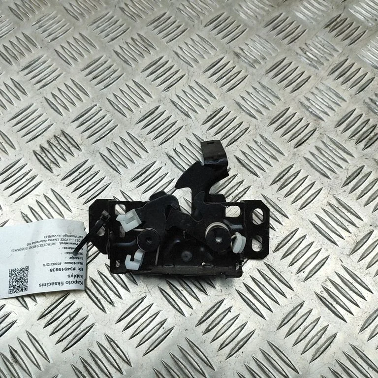 Engine bonnet/hood lock/latch loop/hook A2478800060