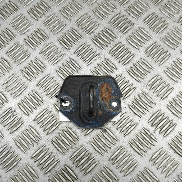 Mootorikapoti luku aas HK8316K689AB