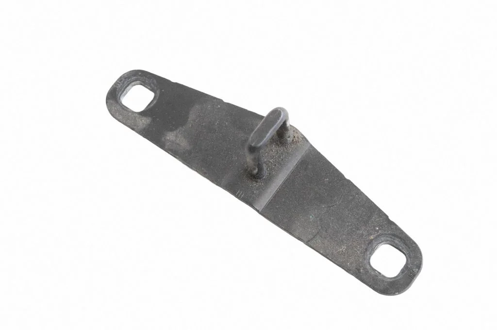 Mootorikapoti luku aas HK83404B12AB